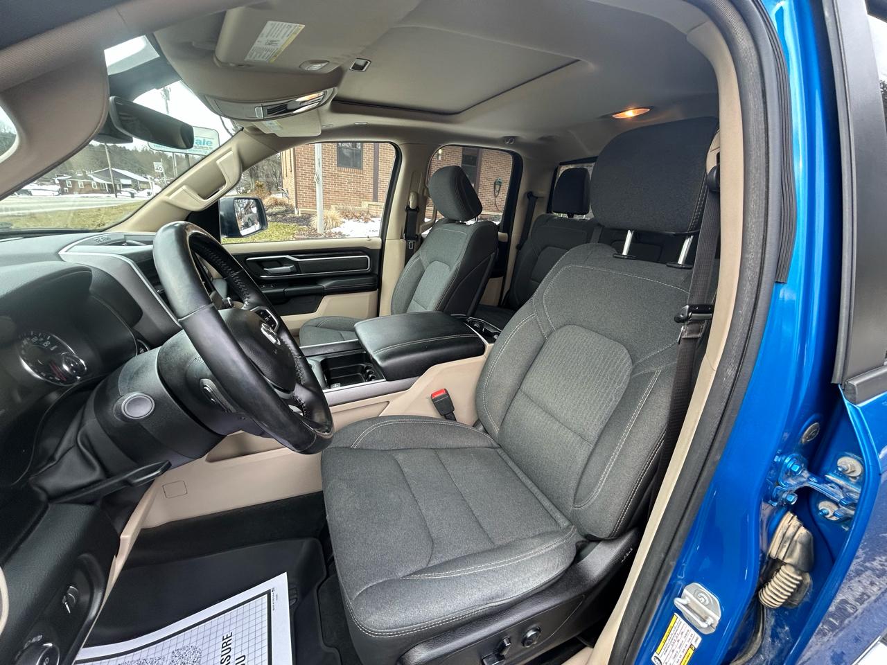 RAM 1500 4WD Quad Cab 140.5" Big Horn 2020