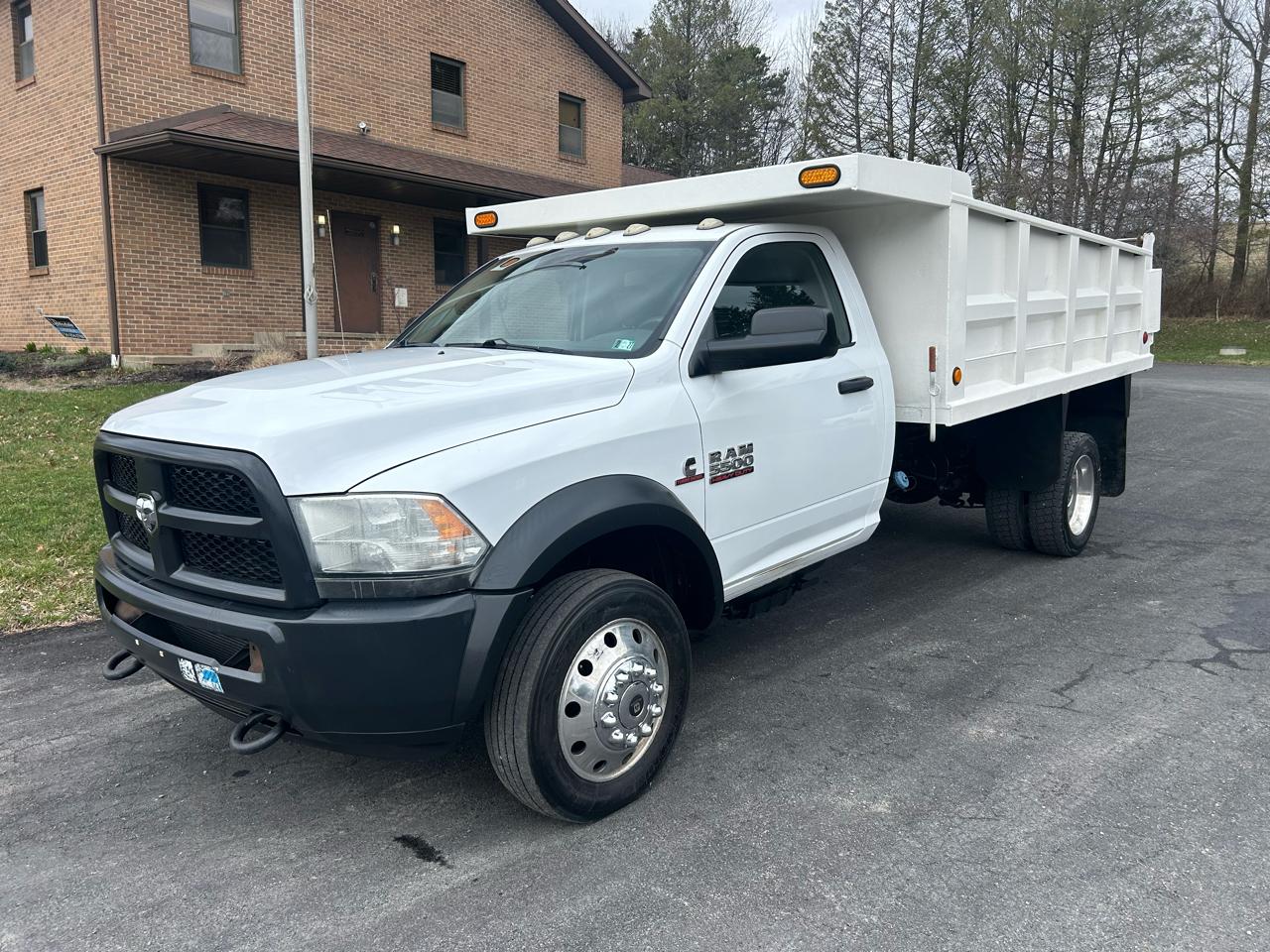 RAM 5500 4WD Reg Cab 168" WB 84" CA Tradesman 2014