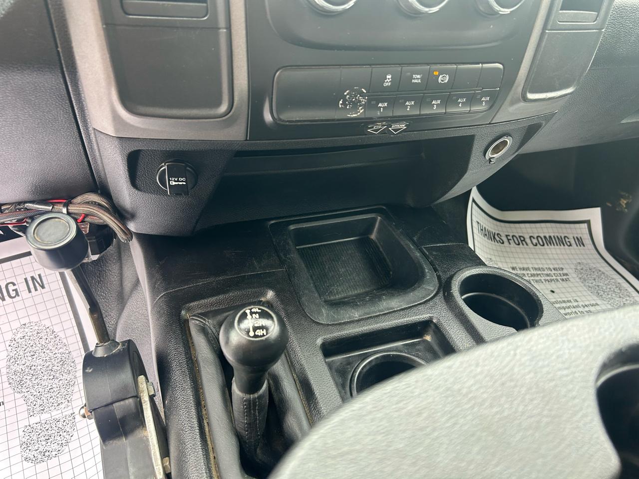 RAM 5500 4WD Reg Cab 168" WB 84" CA Tradesman 2014