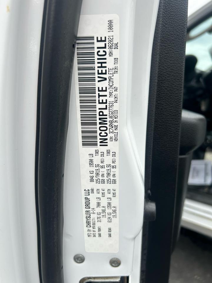 RAM 5500 4WD Reg Cab 168" WB 84" CA Tradesman 2014