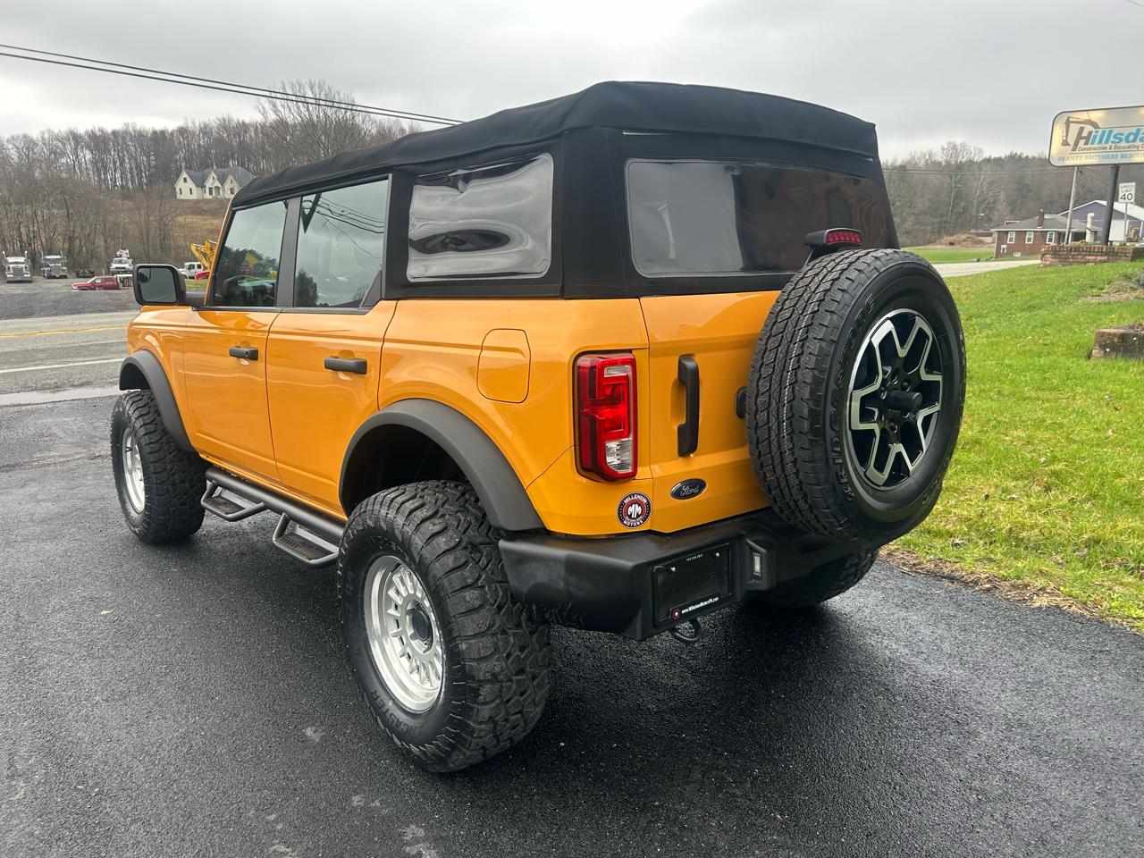 Ford Bronco Base 4 Door 4x4 2022