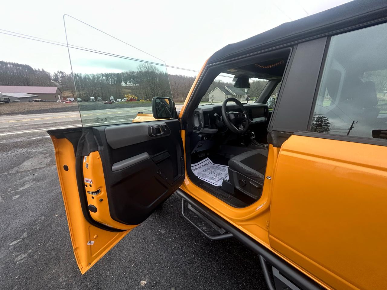 Ford Bronco Base 4 Door 4x4 2022