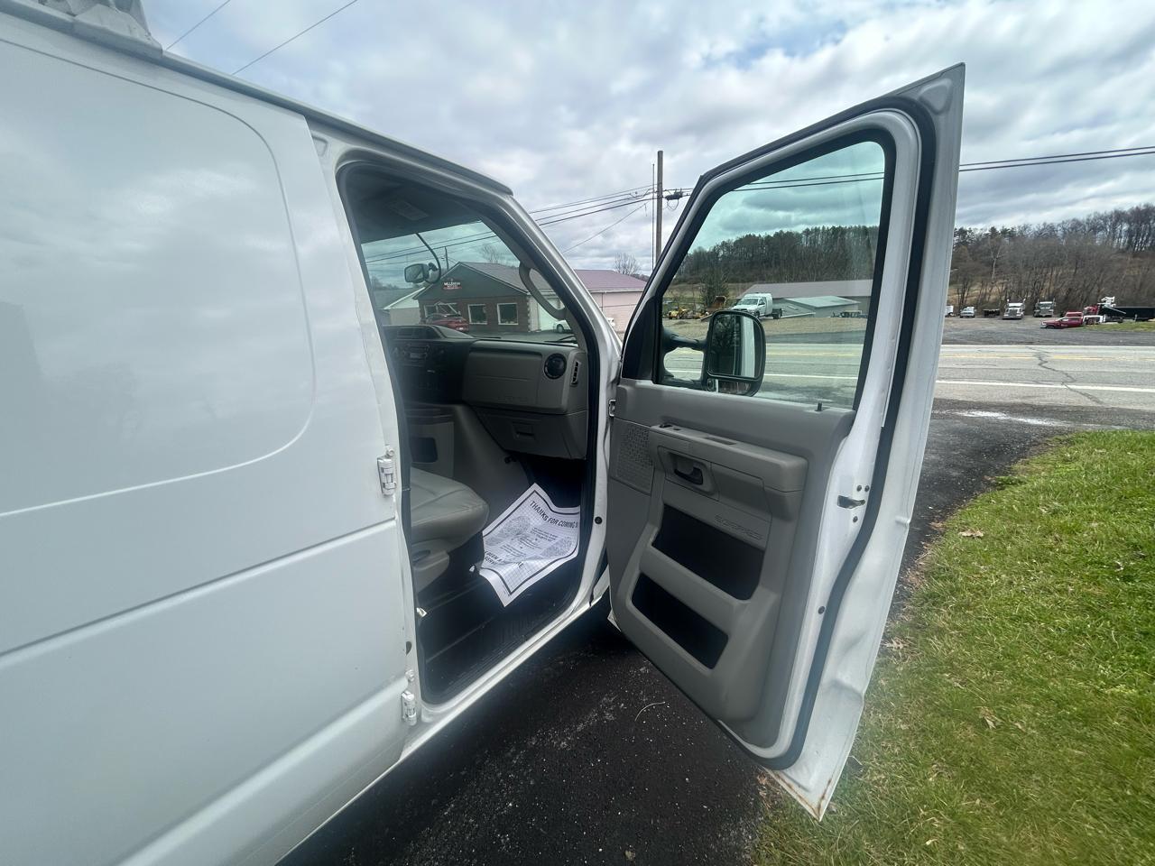 Ford Econoline Cargo Van E-150 Recreational 2014