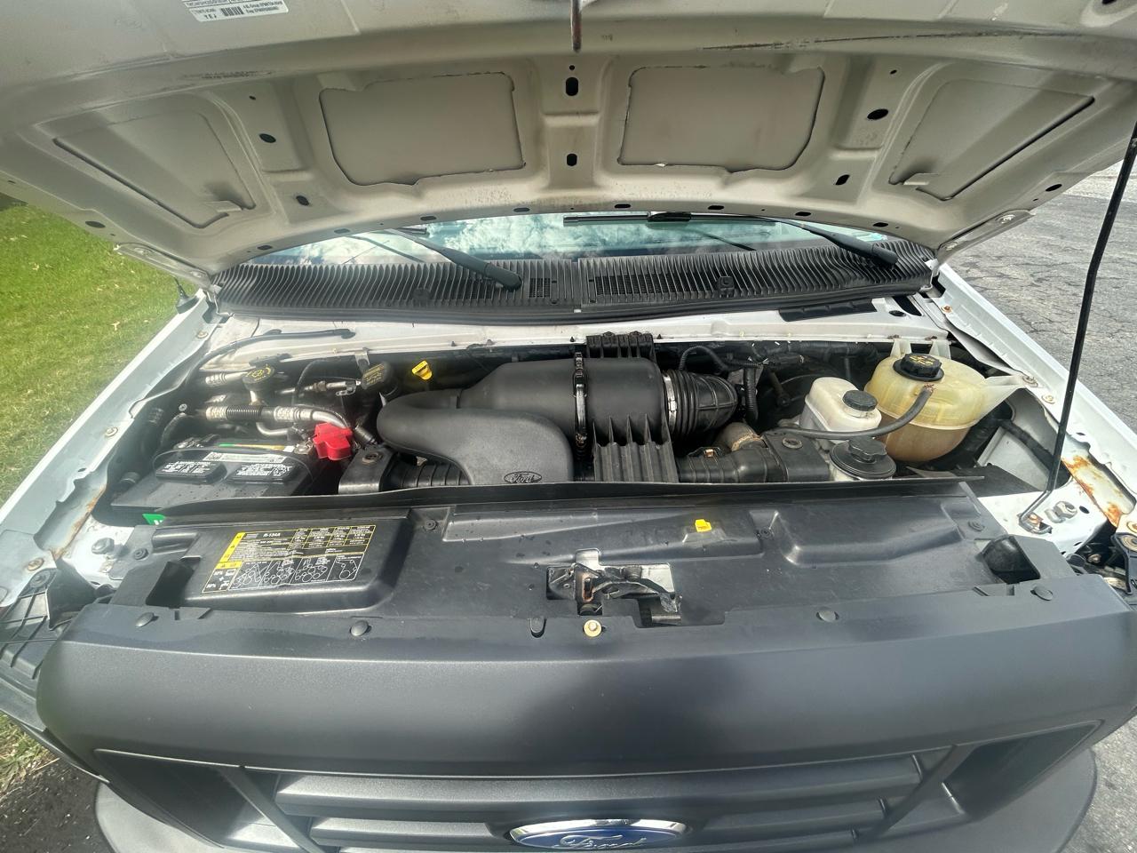 Ford Econoline Cargo Van E-150 Recreational 2014