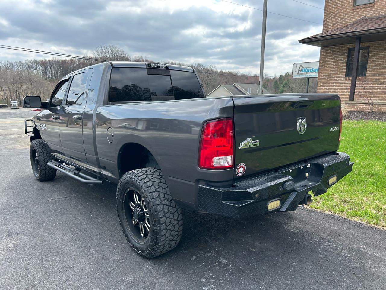 RAM 2500 Big Horn 4x4 Mega Cab 6'4" Box 2018