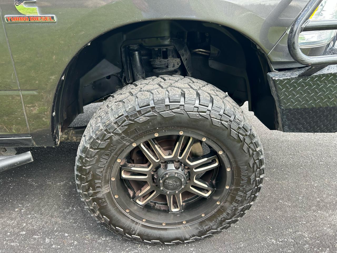 RAM 2500 Big Horn 4x4 Mega Cab 6'4" Box 2018