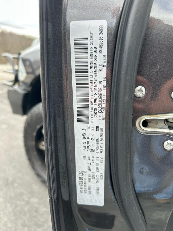 RAM 2500 Big Horn 4x4 Mega Cab 6'4" Box 2018