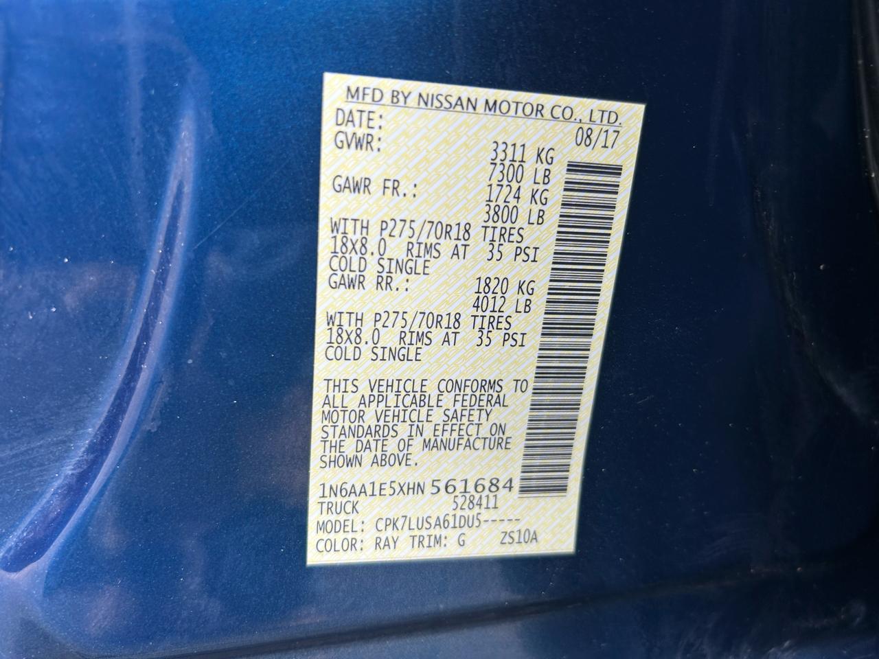 Nissan Titan 4x4 Crew Cab PRO-4X 2017