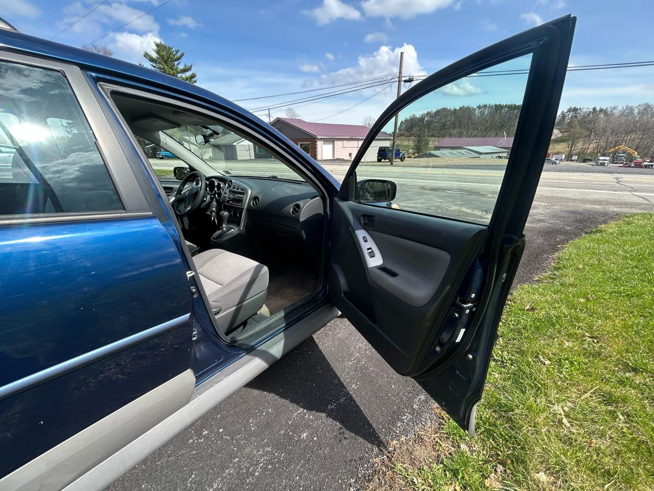 Pontiac Vibe 4dr HB 2007