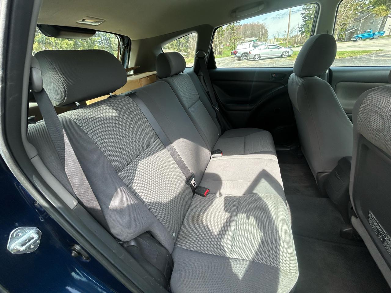 Pontiac Vibe 4dr HB 2007