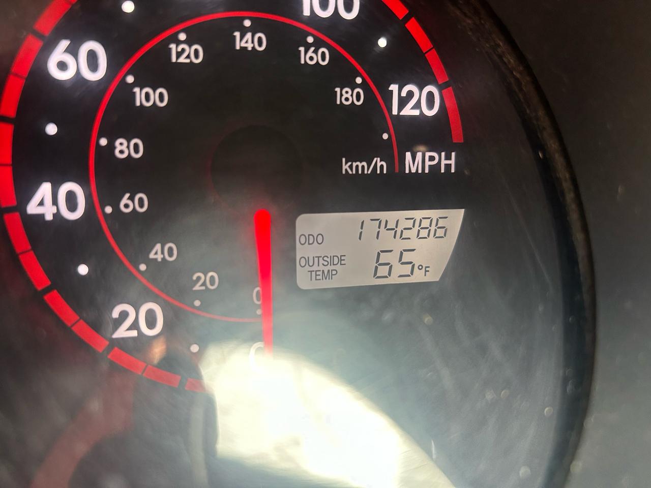 Pontiac Vibe 4dr HB 2007