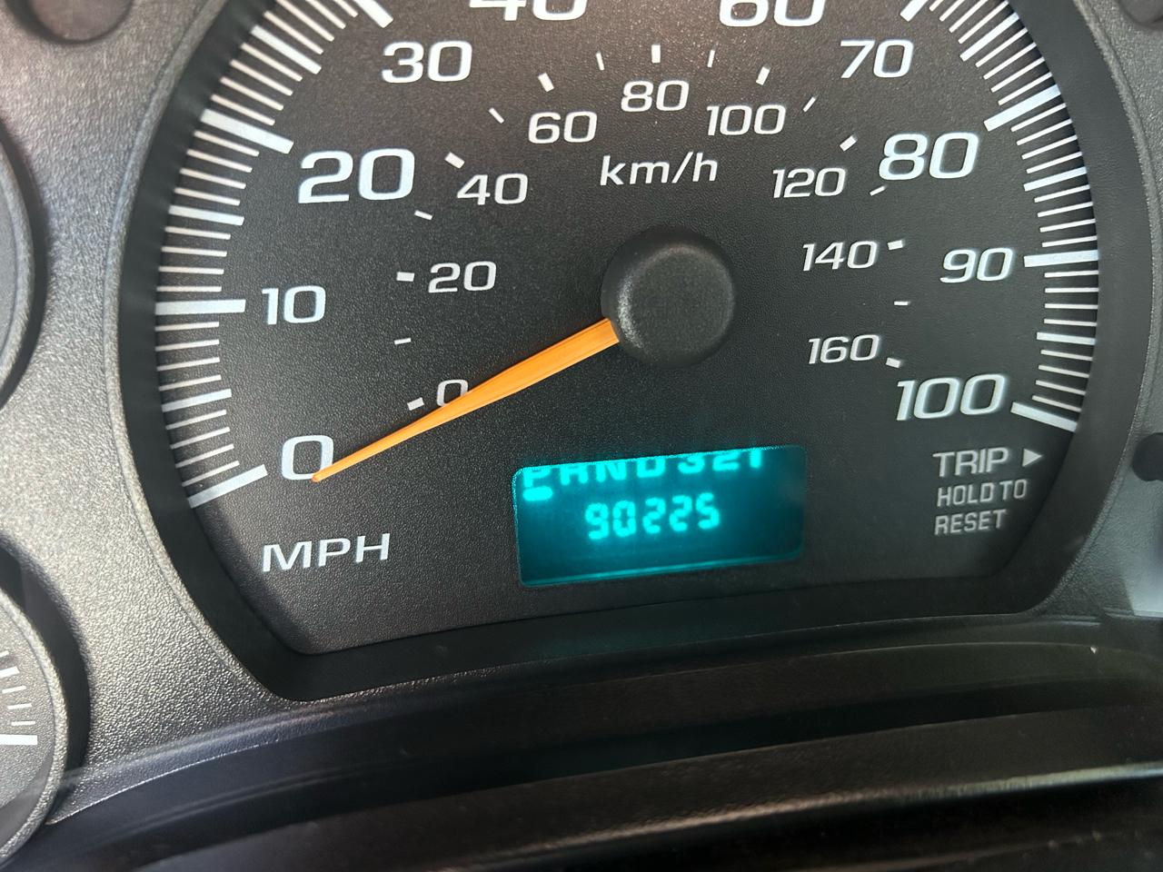 GMC Savana Cargo Van RWD 3500 135" 2007