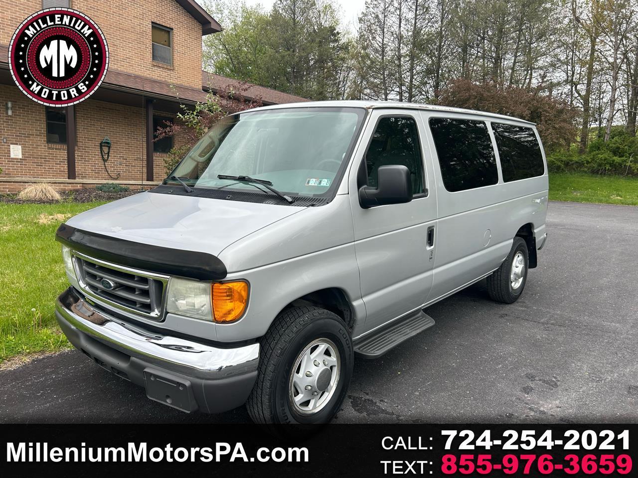 Ford Econoline Wagon E-350 Super Chateau 2006