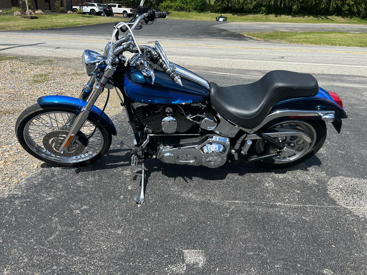 Harley-Davidson Deuce  2004