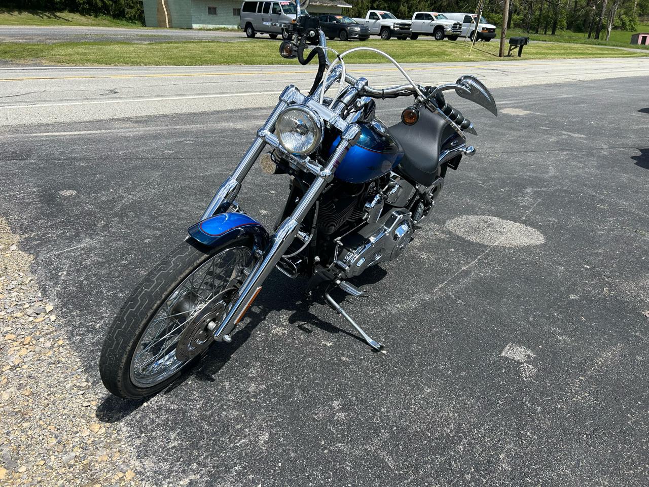 Harley-Davidson Deuce  2004