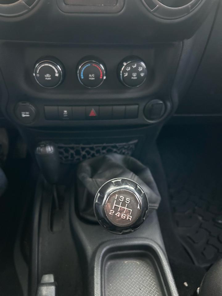 Jeep Wrangler 4WD 2dr Sport 2013