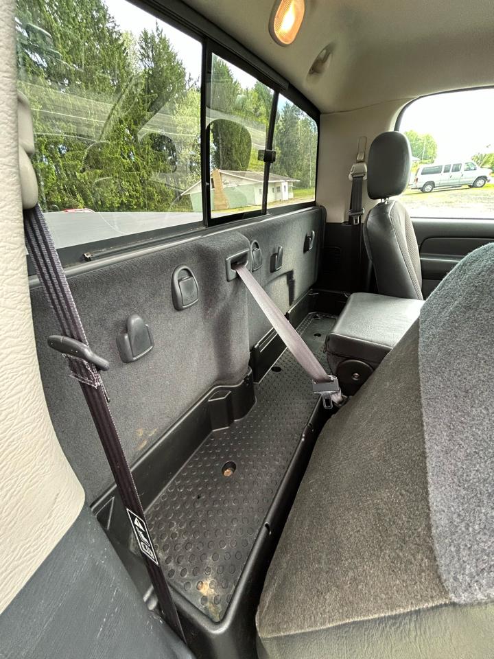 Dodge Ram 1500 2dr Reg Cab 120.5" WB SLT 2003
