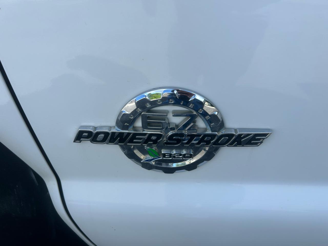 Ford Super Duty F-450 DRW Crew Cab 200" WB 84" CA XL 2015