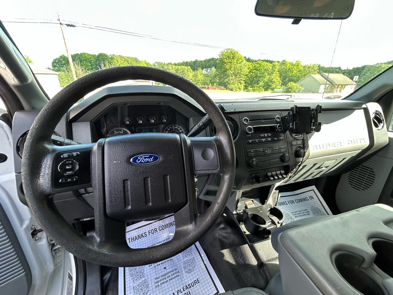 Ford Super Duty F-450 DRW Crew Cab 200" WB 84" CA XL 2015
