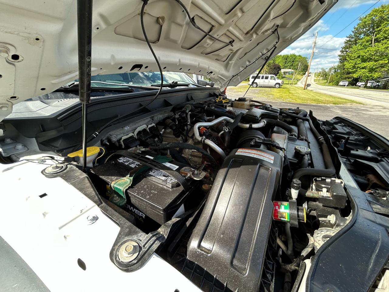 Ford Super Duty F-450 DRW Crew Cab 200" WB 84" CA XL 2015