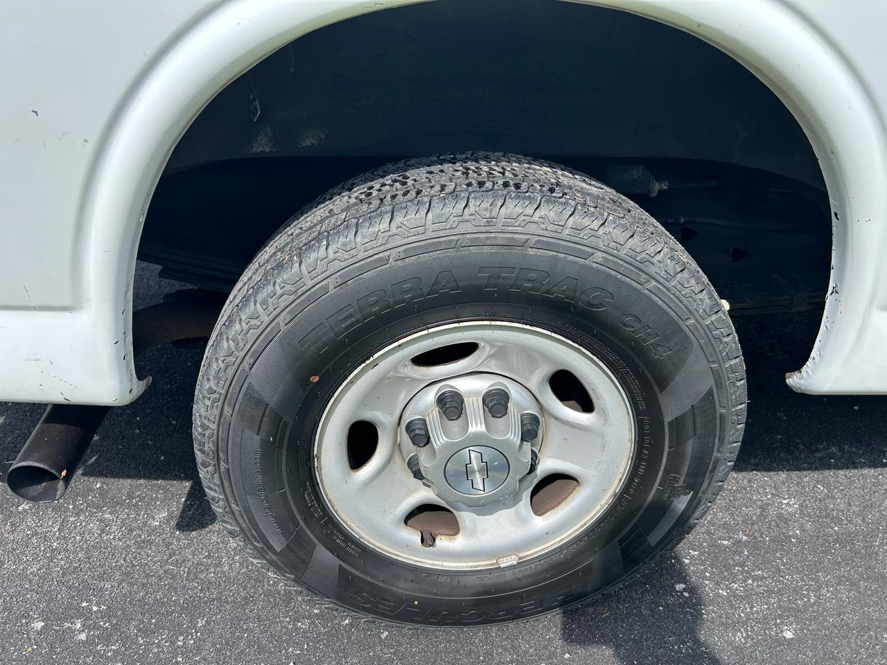 Chevrolet Express Cargo Van RWD 2500 135" 2018