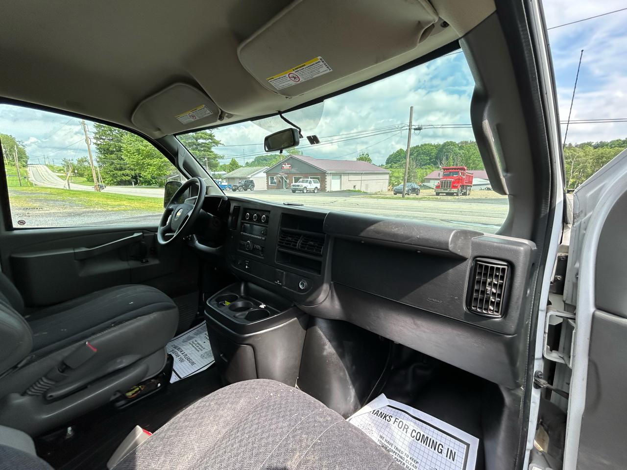 Chevrolet Express Cargo Van RWD 2500 135" 2018