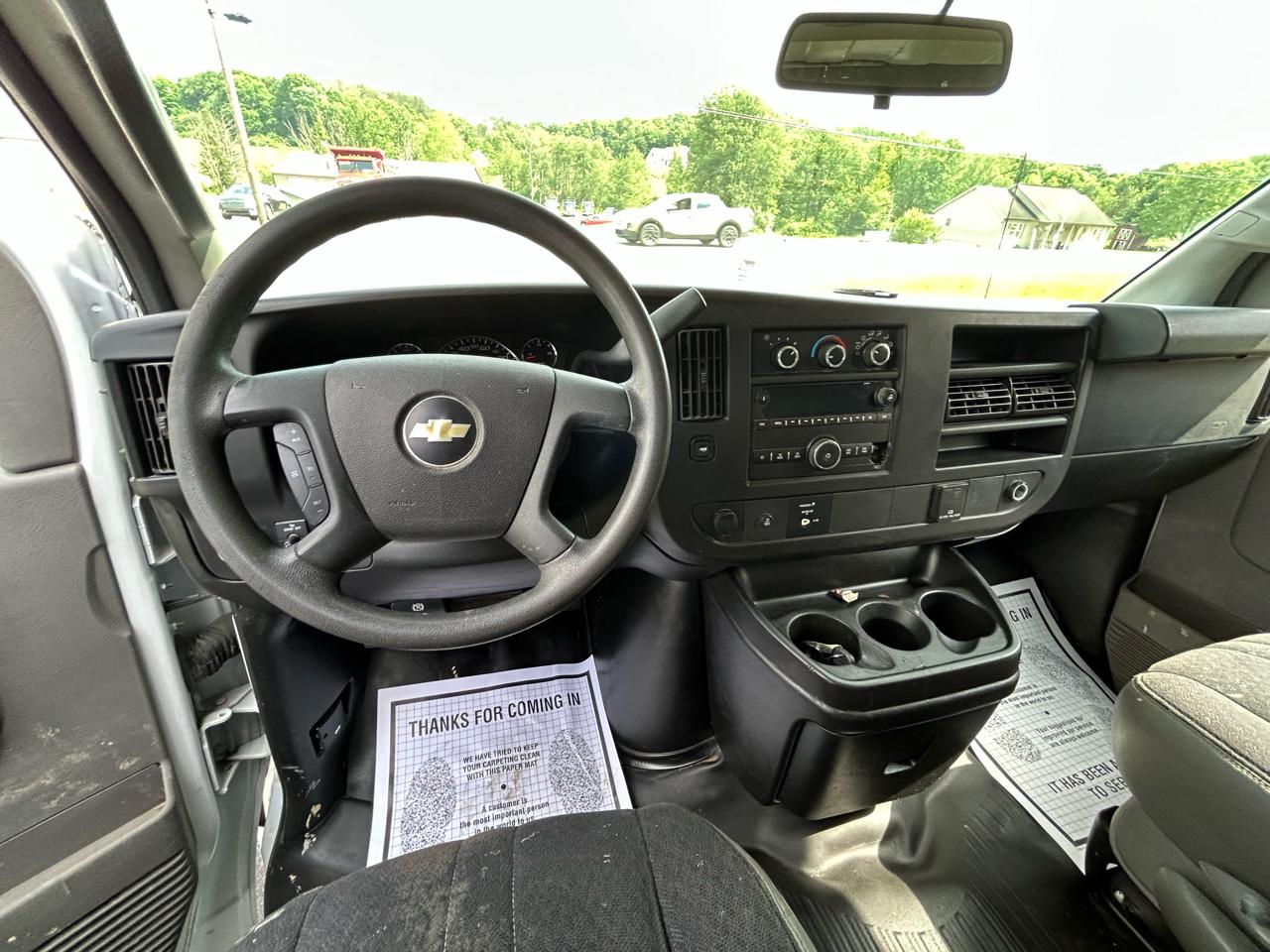 Chevrolet Express Cargo Van RWD 2500 135" 2018