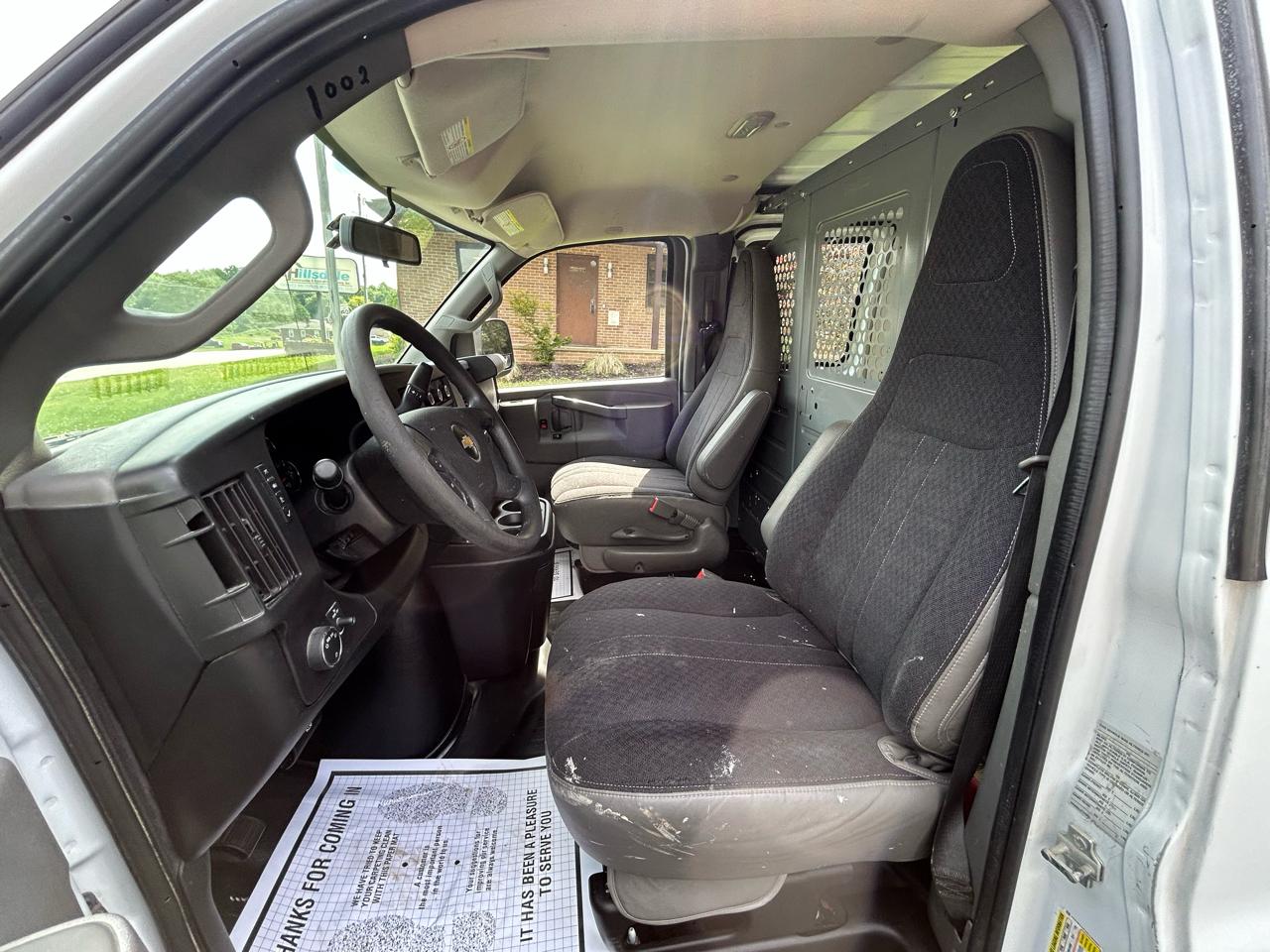 Chevrolet Express Cargo Van RWD 2500 135" 2018