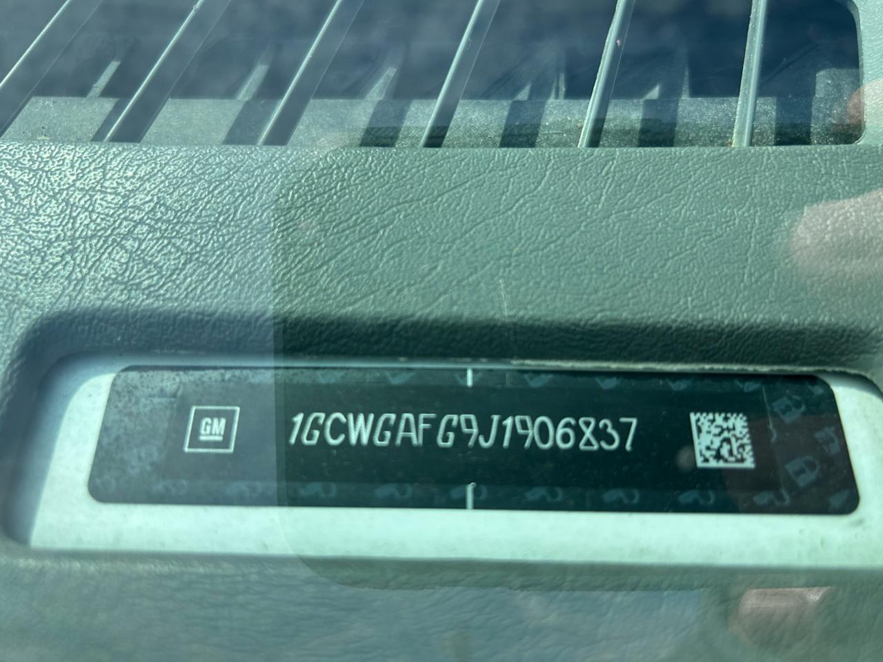 Chevrolet Express Cargo Van RWD 2500 135" 2018