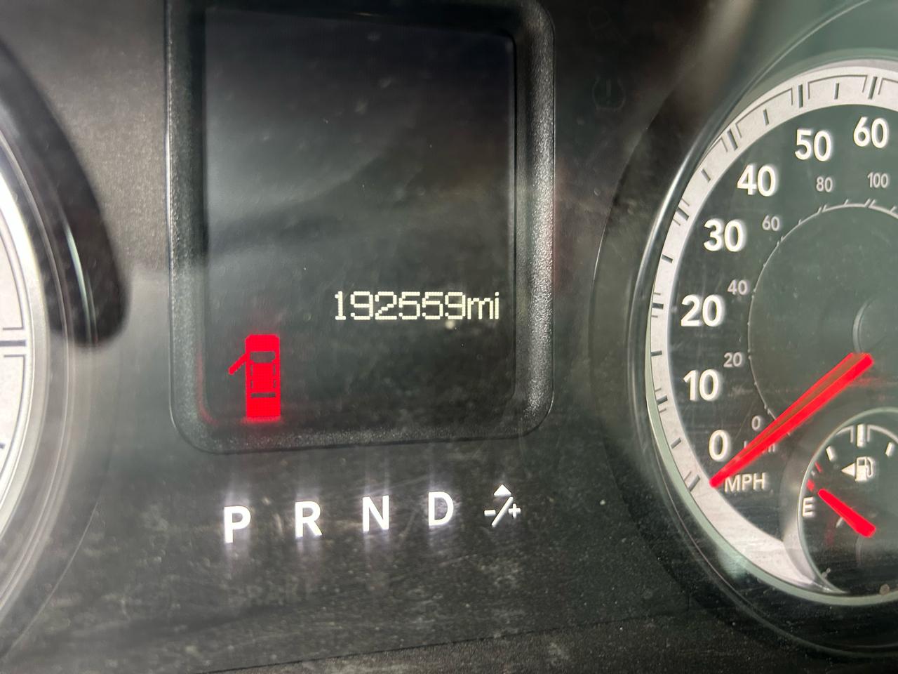 RAM 1500 4WD Crew Cab 140.5" Express 2015