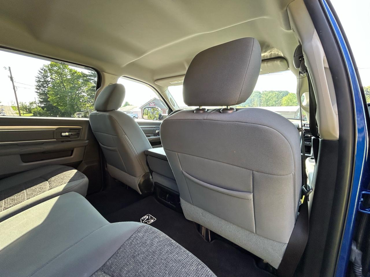 RAM 2500 4WD Crew Cab 149" Lone Star 2015