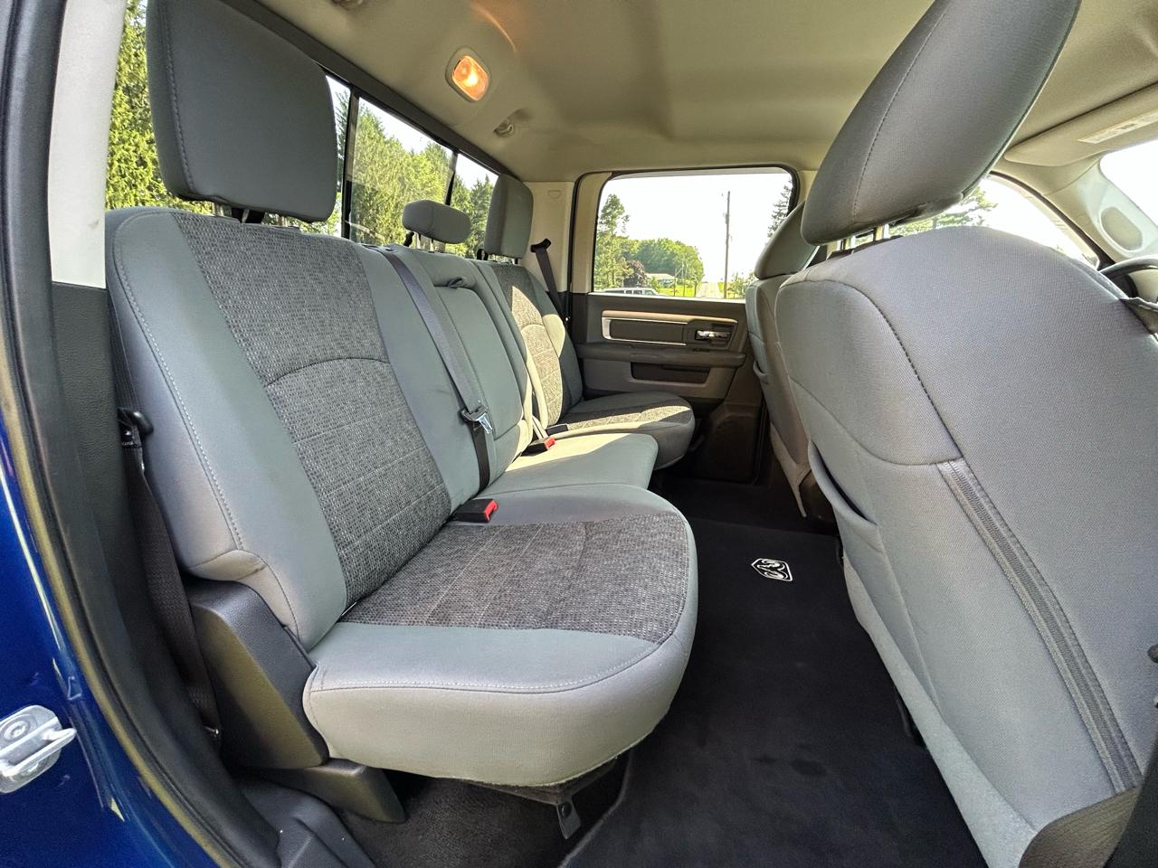 RAM 2500 4WD Crew Cab 149" Lone Star 2015