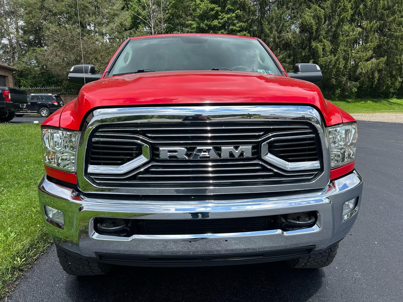RAM 2500 4WD Reg Cab 140.5" Tradesman 2016