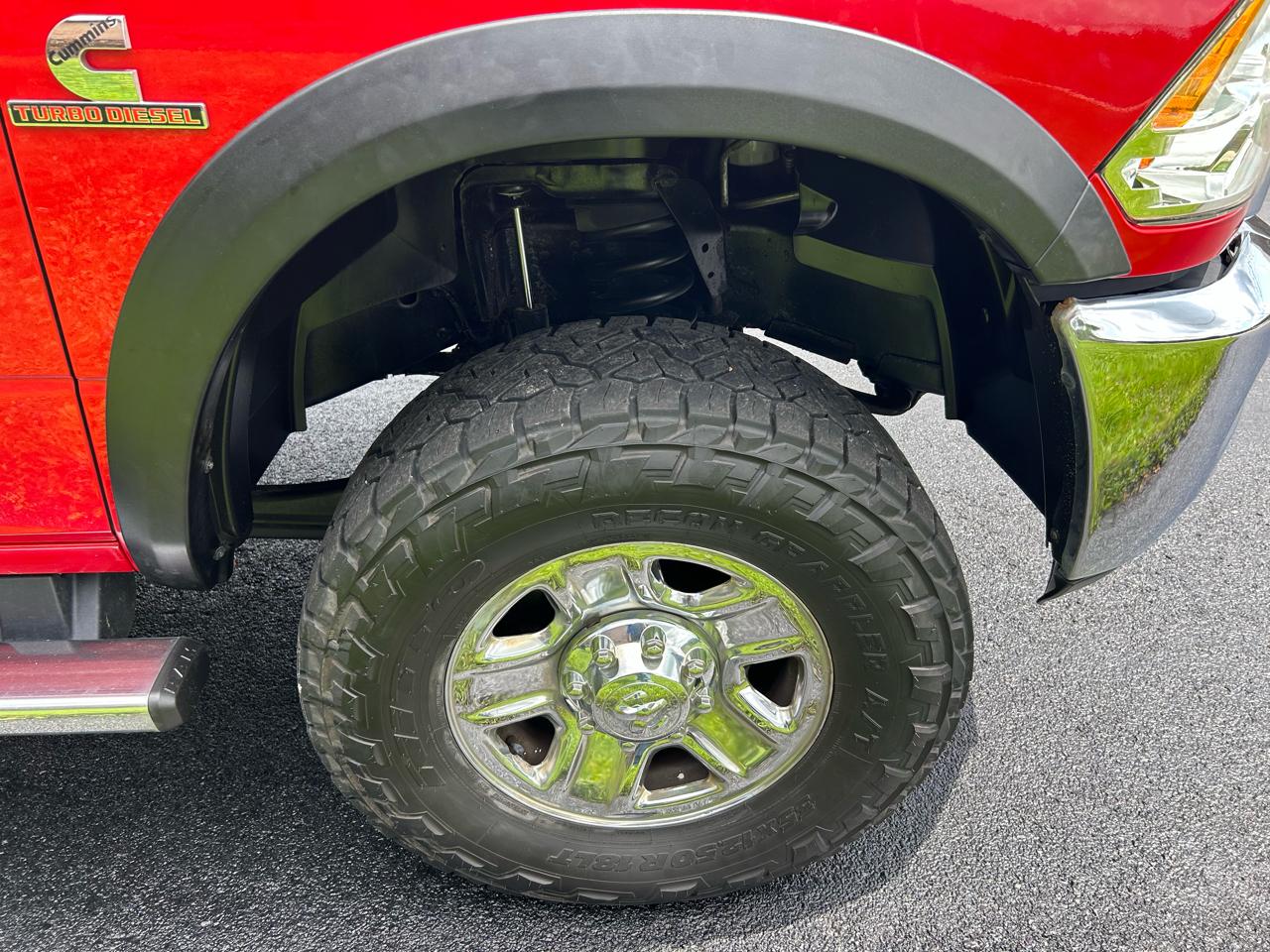 RAM 2500 4WD Reg Cab 140.5" Tradesman 2016