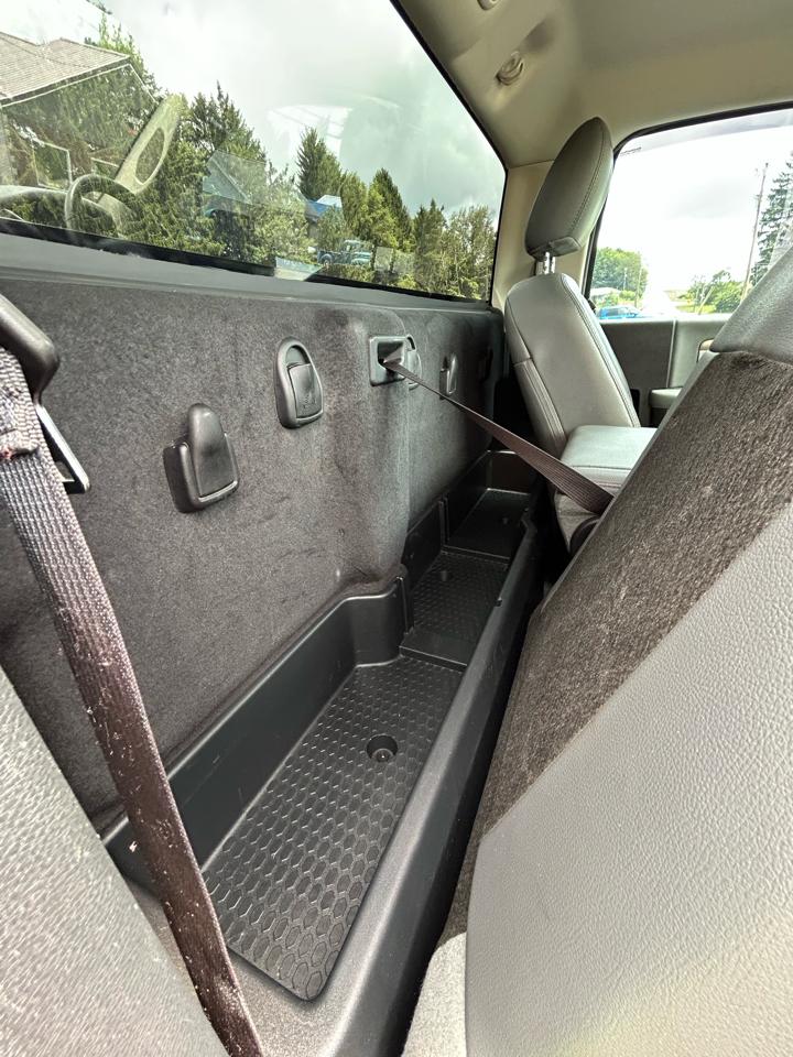 RAM 2500 4WD Reg Cab 140.5" Tradesman 2016