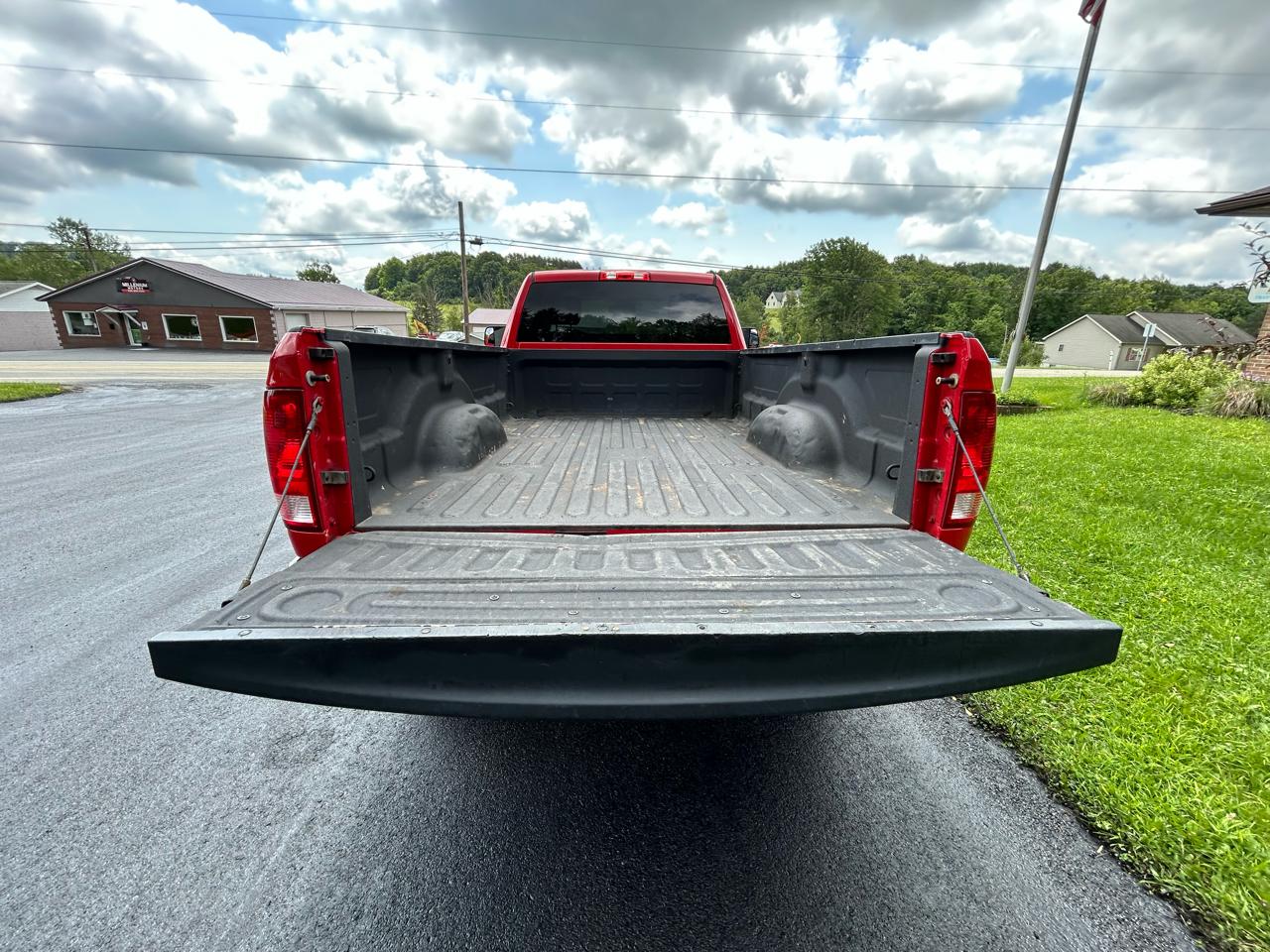 RAM 2500 4WD Reg Cab 140.5" Tradesman 2016