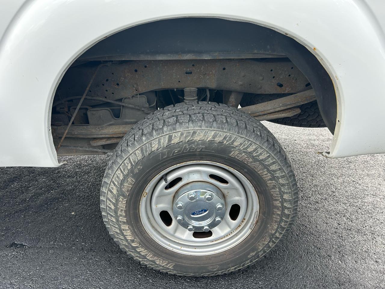 Ford Super Duty F-250 SRW 4WD Reg Cab 137" XLT 2014