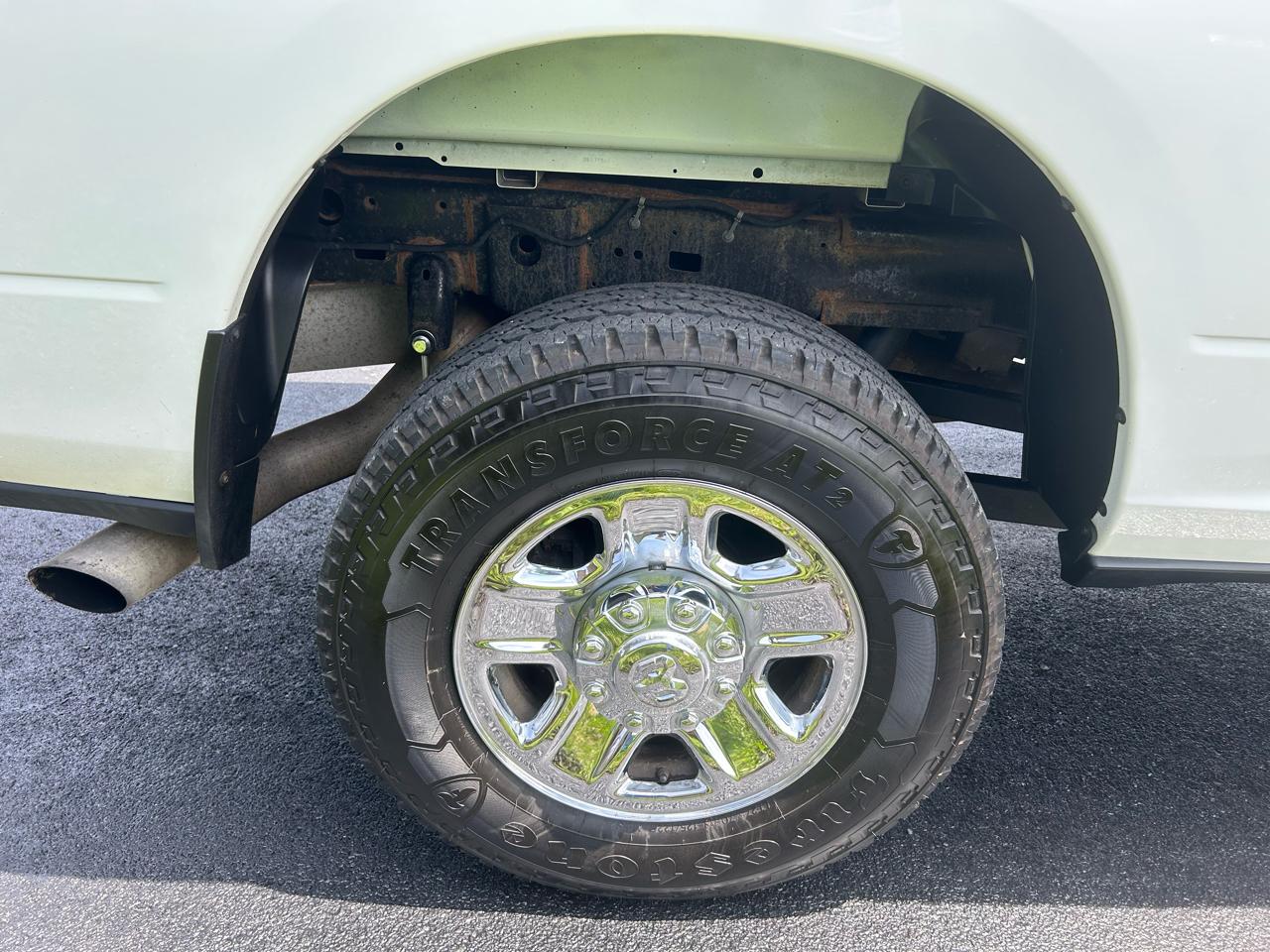 RAM 2500 Tradesman 4x4 Crew Cab 8' Box 2022