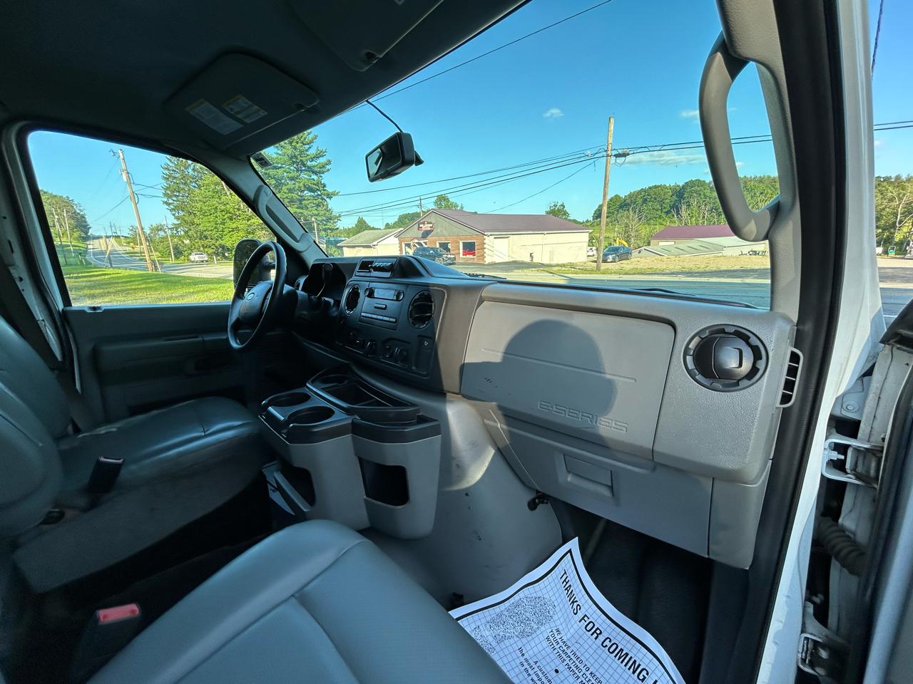 Ford E-Series Cutaway E-350 SRW 138" WB 2018