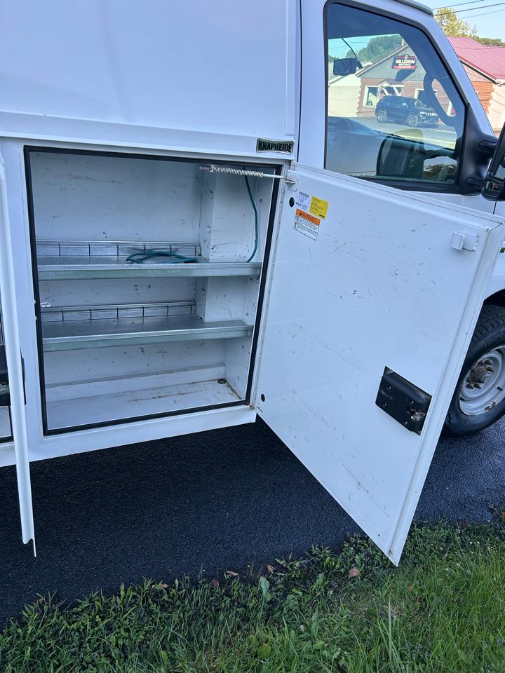 Ford E-Series Cutaway E-350 SRW 138" WB 2018