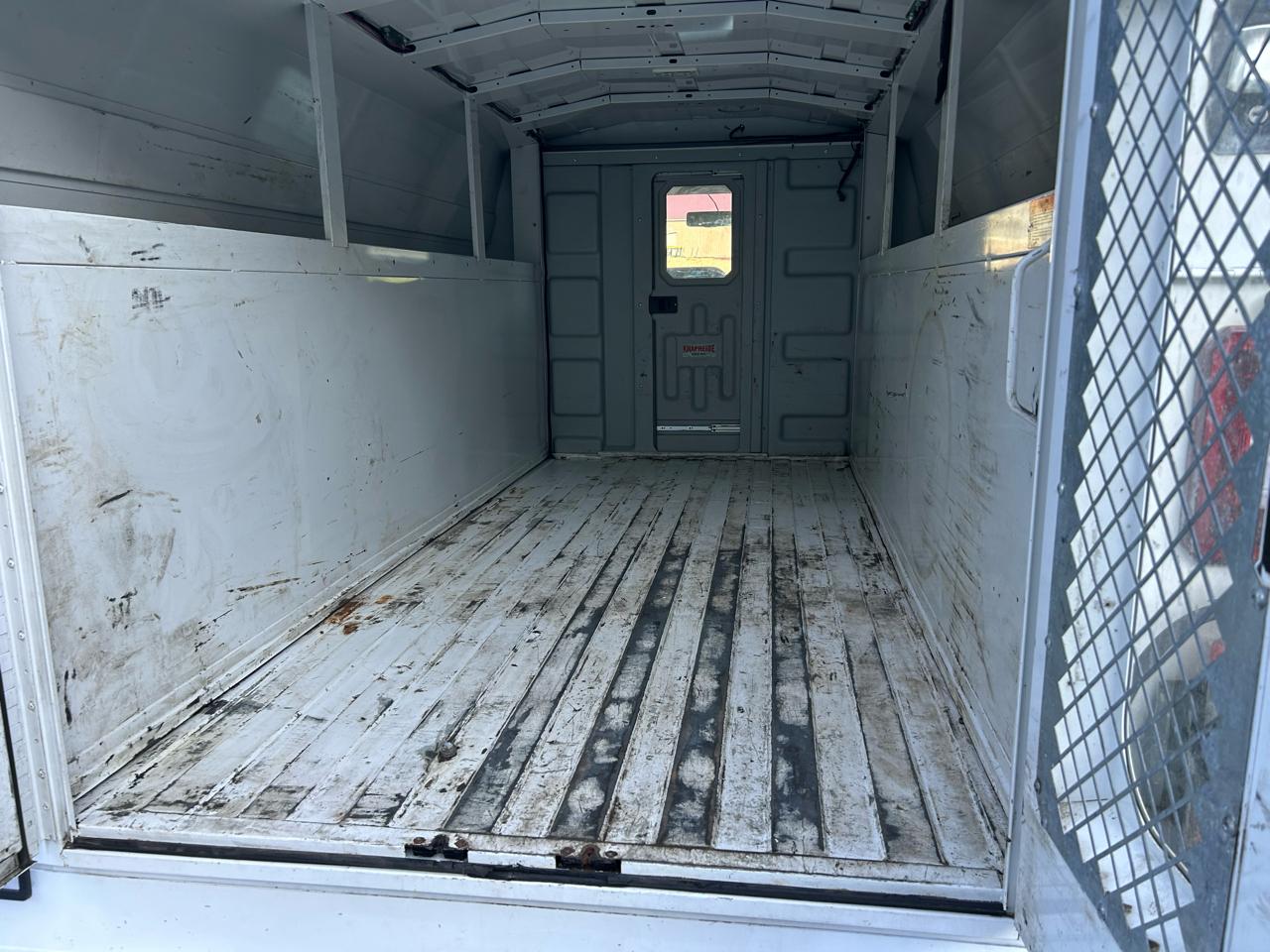 Ford E-Series Cutaway E-350 SRW 138" WB 2018
