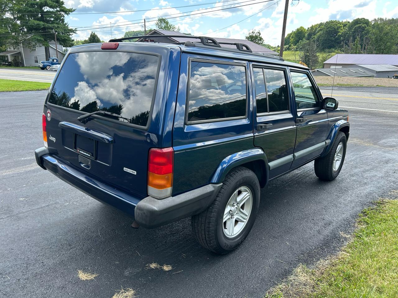 Jeep Cherokee 4dr Police 4WD 2000