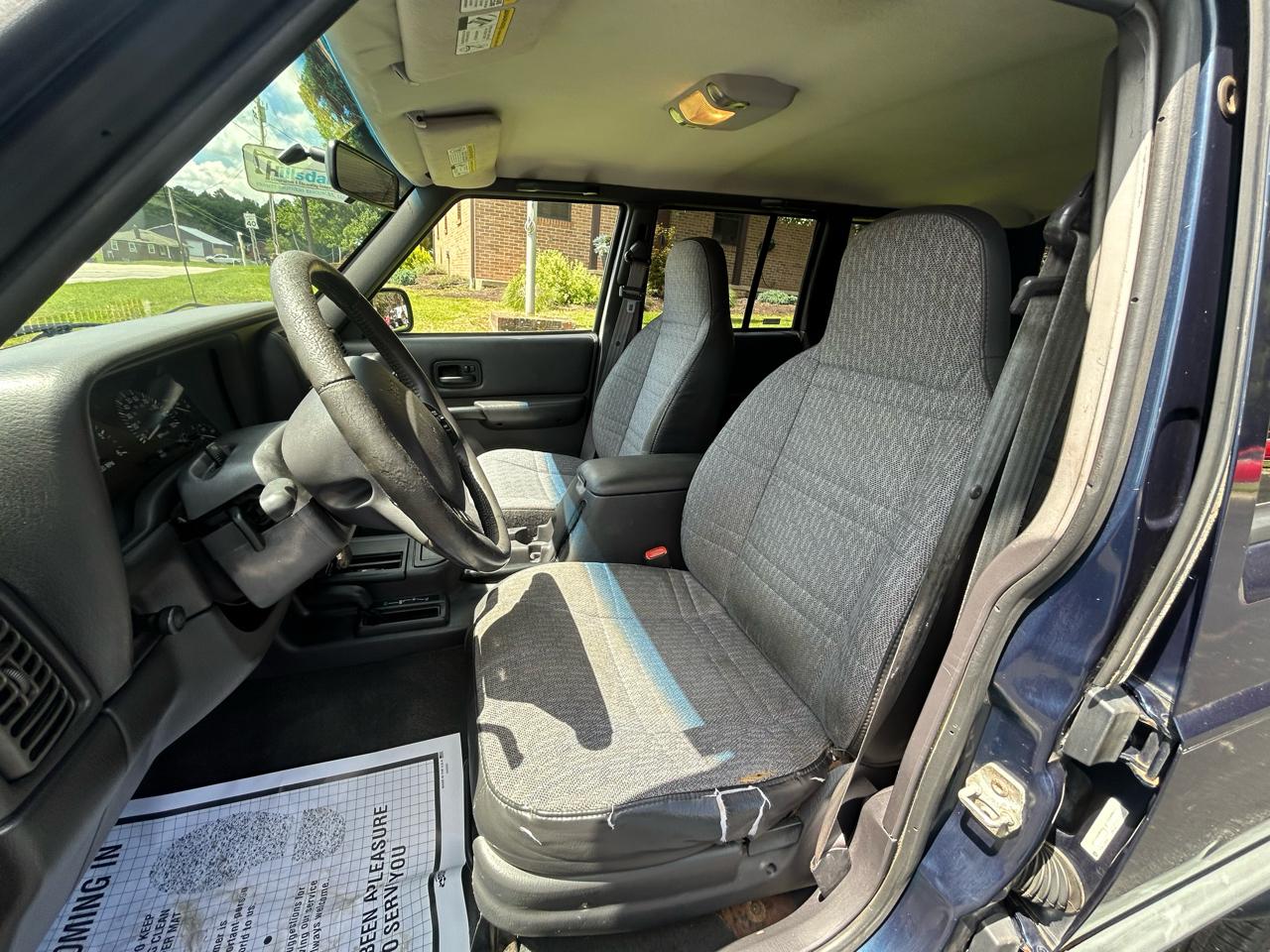 Jeep Cherokee 4dr Police 4WD 2000