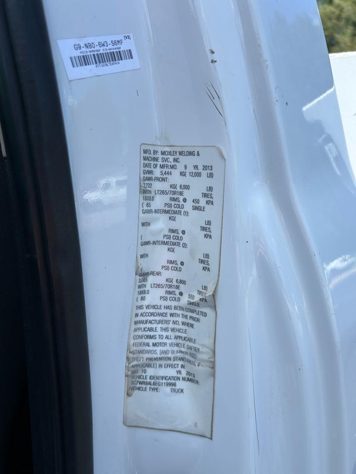 RAM 3500 4WD Reg Cab 143" WB 60" CA Tradesman 2014
