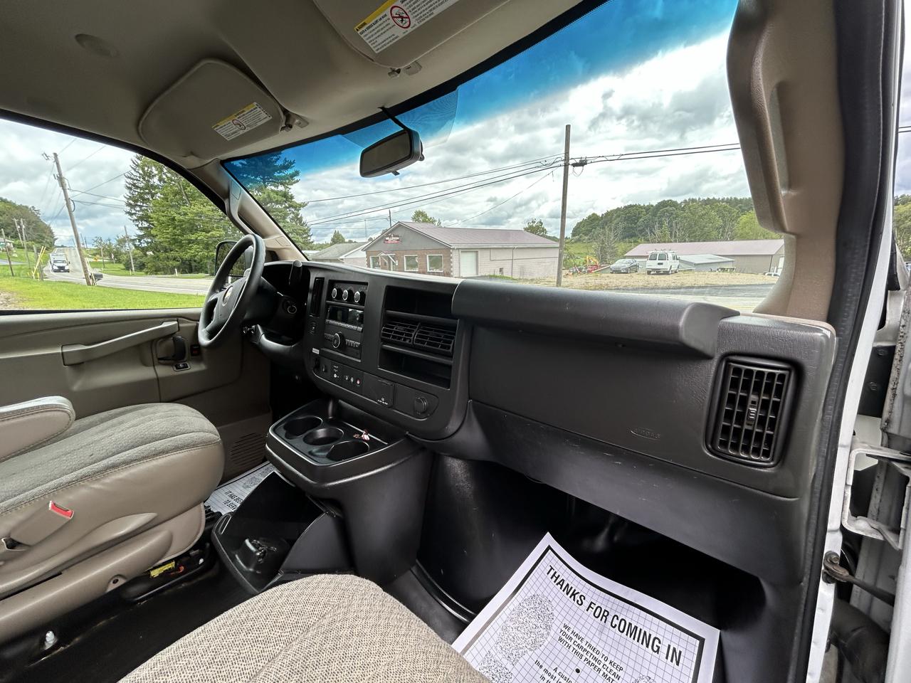 Chevrolet Express Cargo Van RWD 2500 135" 2020