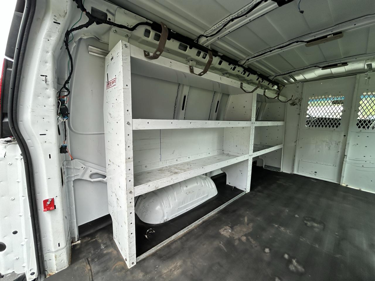Chevrolet Express Cargo Van RWD 2500 135" 2020