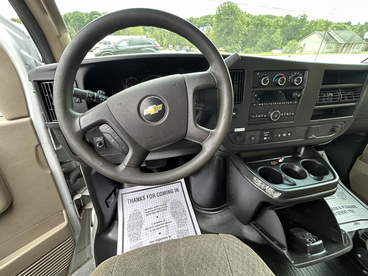 Chevrolet Express Cargo Van RWD 2500 135" 2020
