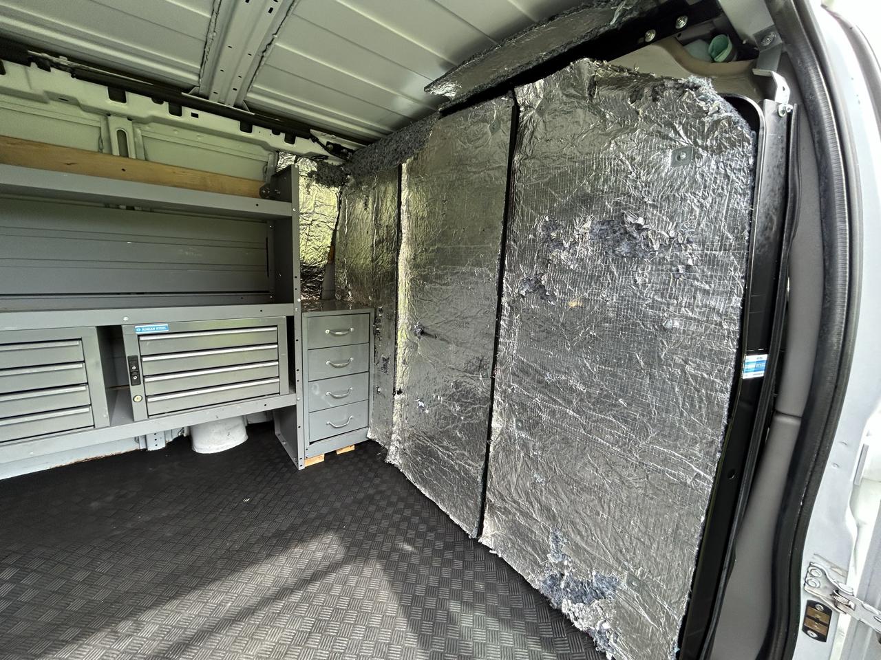 Chevrolet Express Cargo Van RWD 2500 135" 2019