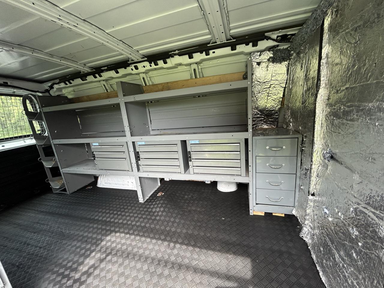 Chevrolet Express Cargo Van RWD 2500 135" 2019
