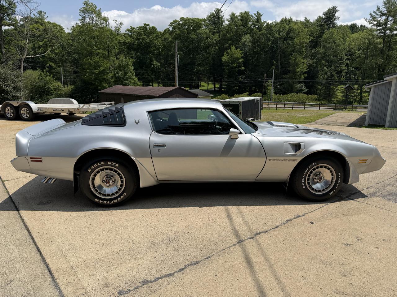 Pontiac Firebird 2dr Coupe Trans Am 1981